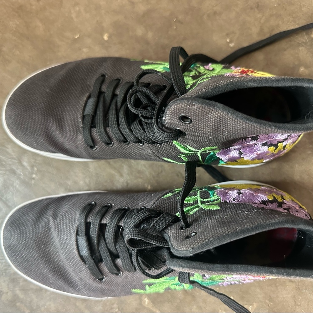 NOBULL Black High-Top Sneakers with Floral Embroidery